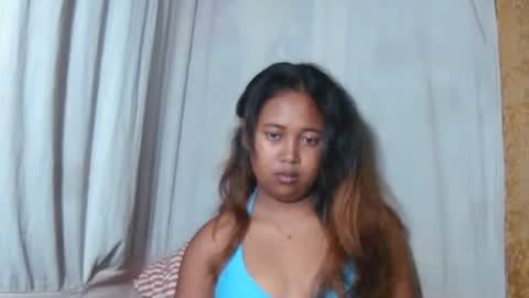 Snapshot of kaillah chatting on 12.19.25 kaillah online show from 12.19.25