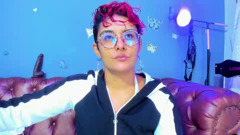 kaira_mosse_ online show from 05.09.26