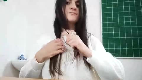 Milana online show from 10.10.25