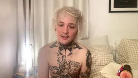 Snapshot of kairoknox chatting on 03.04.26 Kairo Kox online show from 03.04.26