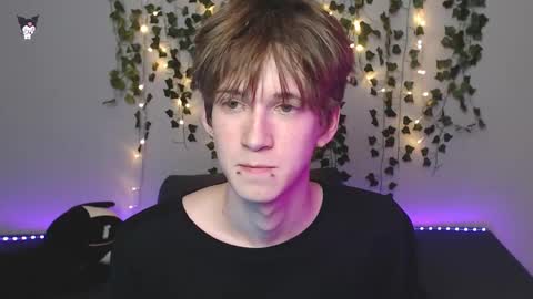 slutkai online show from 10.27.25