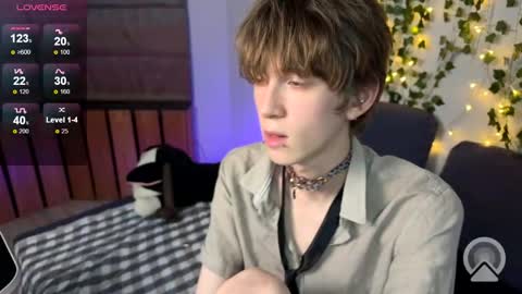 slutkai online show from 11.26.25