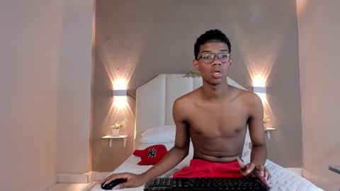 Snapshot of kaisonrouse chatting on 02.24.26 kaisonrouse online show from 02.24.26