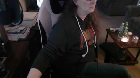 Snapshot of kait331 chatting on 12.26.24 Camprincess331 online show from 12.26.24