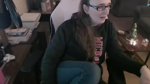 Snapshot of kait331 chatting on 12.27.24 Camprincess331 online show from 12.27.24