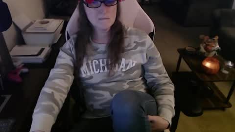 Snapshot of kait331 chatting on 10.28.25 Camprincess331 online show from 10.28.25