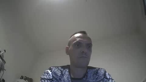 Snapshot of kaiusmaxi chatting on 09.30.25 kaiusmaxi online show from 09.30.25