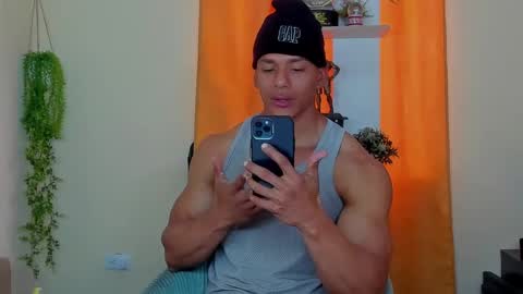 kale thomson online show from 01.28.25