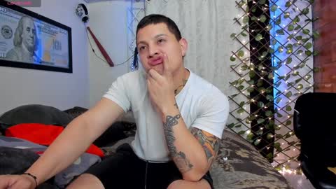 Snapshot of kaledd_musclee chatting on 01.18.25 Kaledd musclees room Master online show from 01.18.25