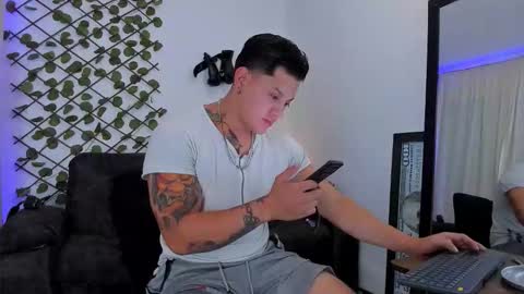 Snapshot of kaledd_musclee chatting on 09.17.25 Kaledd musclees room Master online show from 09.17.25