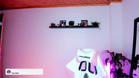 Kali Ka Please help me with your thumbs up its important   dont forget my birthday on October 26 online show from 11.29.25