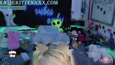 KalieKitten online show from 04.15.26
