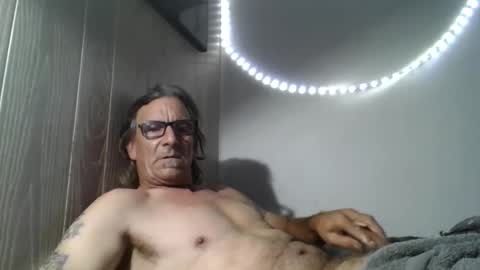 Snapshot of kalifornia91666 chatting on 10.19.25 kalifornia91666 online show from 10.19.25