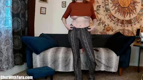 Snapshot of kalikushdreamz chatting on 12.20.24 Tara Smith online show from 12.20.24