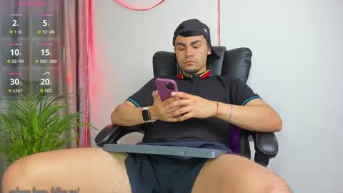 Snapshot of kalivan_voinesscu chatting on 09.23.25 K A L I online show from 09.23.25