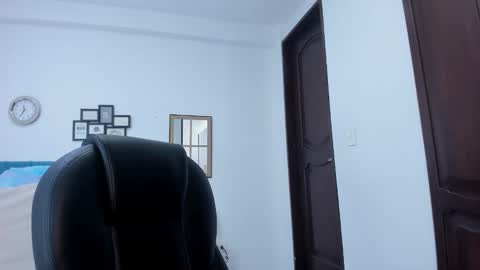 Kamilalopez online show from 02.01.26