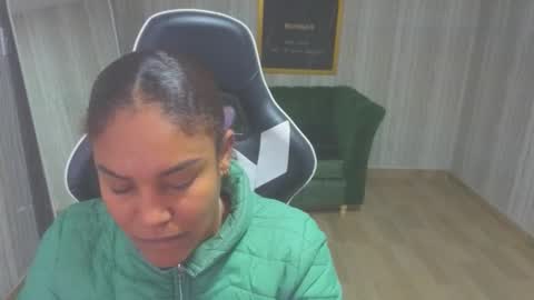 Snapshot of kamala_a chatting on 02.12.26 Kamala. Live 2100 - 600 online show from 02.12.26