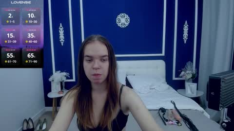 Kamila online show from 10.12.25
