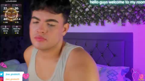 Snapshot of kami_22 chatting on 02.09.26 camilo independent model online show from 02.09.26