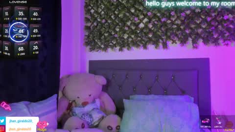 Snapshot of kami_22 chatting on 02.14.26 camilo independent model online show from 02.14.26