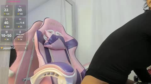    online show from 12.12.24