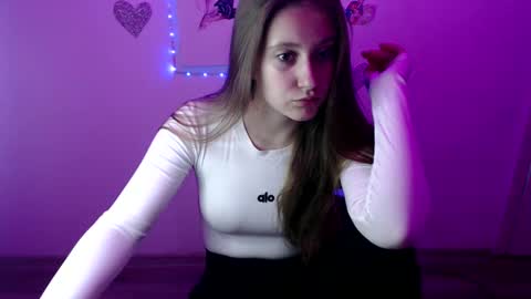 kamilla_love_ online show from 09.23.25