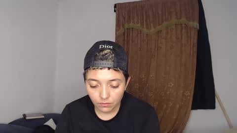 Snapshot of kammy_cami chatting on 04.30.26 kammy y camila online show from 04.30.26