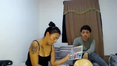 Snapshot of kammy_cami chatting on 05.11.26 kammy y camila online show from 05.11.26