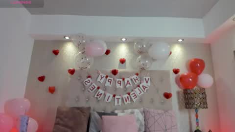 Snapshot of kamy_glam chatting on 02.14.26 KAMY online show from 02.14.26