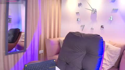 Snapshot of kamy_glam chatting on 03.18.26 KAMY online show from 03.18.26