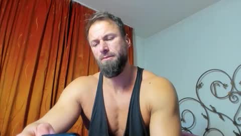 Snapshot of kanegriffin26 chatting on 02.18.26 Kane OF strongkane online show from 02.18.26