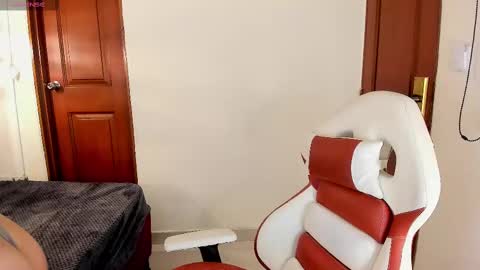Cami online show from 02.15.25