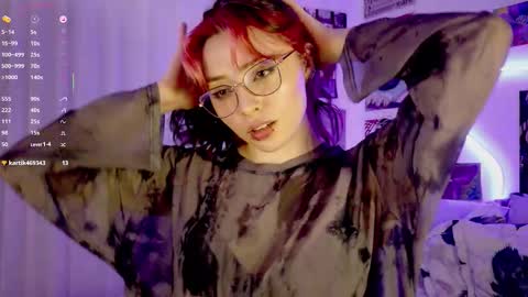 Snapshot of kanne_goth chatting on 11.20.25 online show from 11.20.25