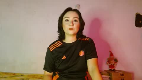 Snapshot of kaory_31 chatting on 12.18.24 Kaory online show from 12.18.24