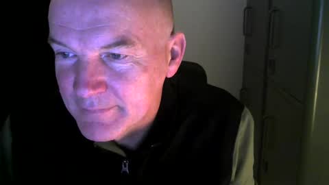 Snapshot of kapitein_rob chatting on 12.25.24 Robbie online show from 12.25.24