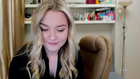 Kara. Off from 15th till 24th of December online show from 10.11.25