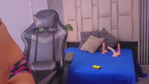 karamoss online show from 04.16.26