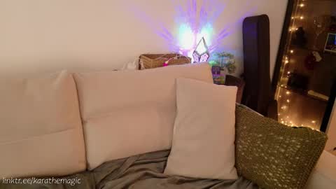 I am here around 5am GMT karathemagic online show from 02.16.25