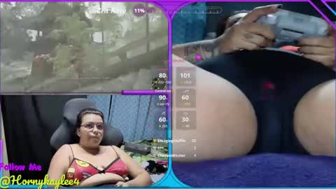 Snapshot of kareen_shantall chatting on 11.15.25 Kareen online show from 11.15.25