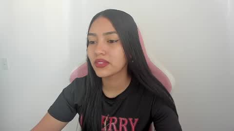 Snapshot of karely_sweet_ chatting on 06.20.26 karely_sweet_ online show from 06.20.26