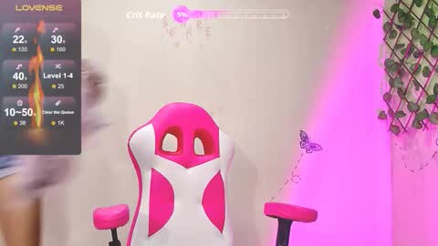 Karen  online show from 11.25.25