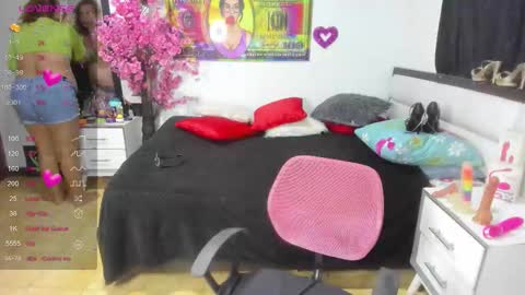 Karen online show from 12.21.25