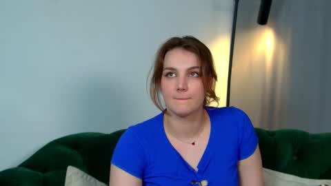 Snapshot of karenclarks chatting on 09.10.25 Karen online show from 09.10.25