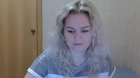 karennelsonx online show from 01.12.26