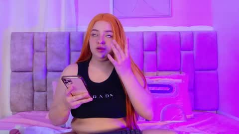 Snapshot of kariina_wong chatting on 11.27.25 kariina_wong online show from 11.27.25