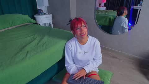 Karina online show from 02.05.25