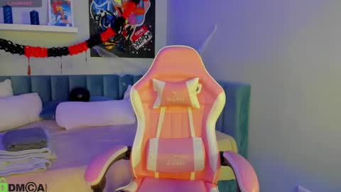 karina_broks online show from 10.29.25