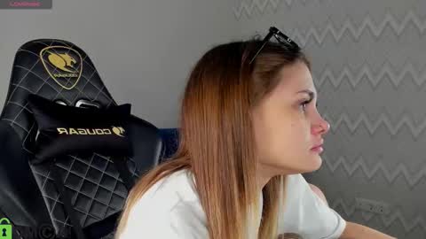 karina_broks online show from 11.04.25