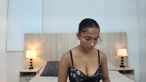 Karina Calderon online show from 04.09.26