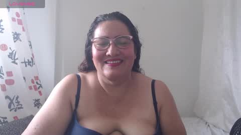 Karina online show from 10.04.25